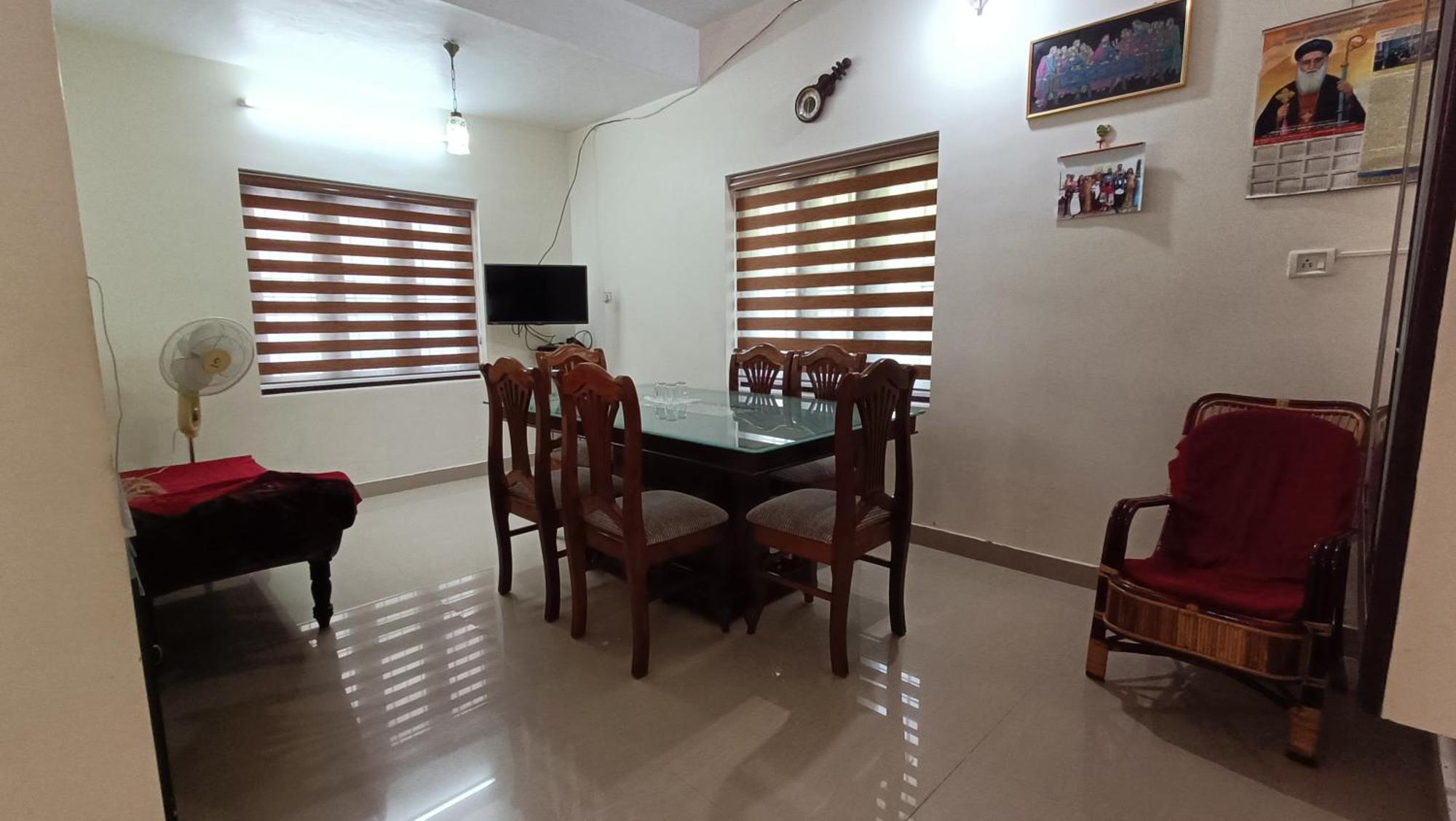 Mom'S Villa Nedumbassery Dış mekan fotoğraf