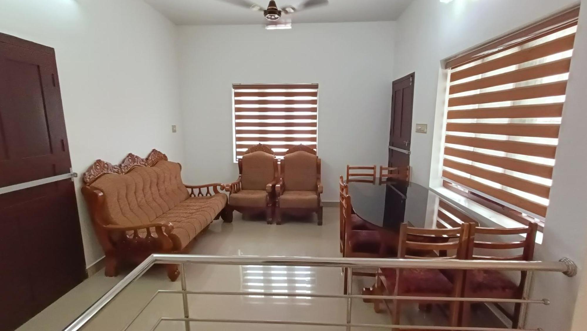 Mom'S Villa Nedumbassery Dış mekan fotoğraf