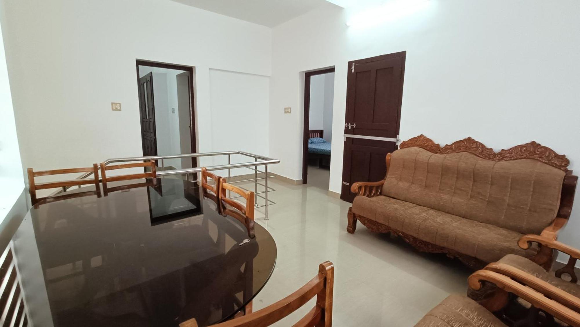 Mom'S Villa Nedumbassery Dış mekan fotoğraf